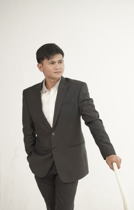 WhatsApp Image 2025-10-08 at 23.10.12